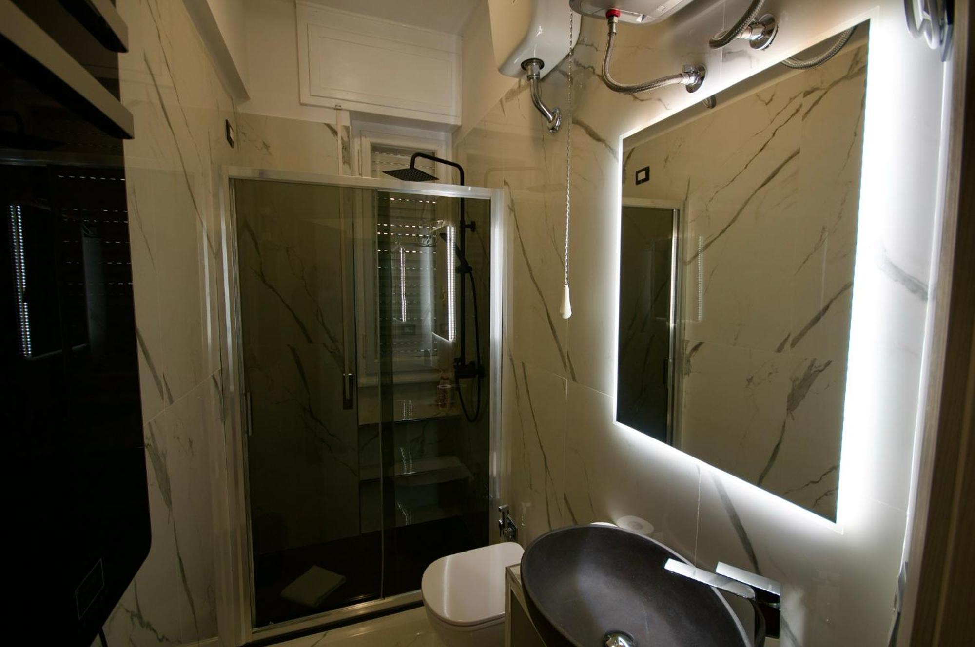 Appartamento H2ome - Balbi In The Center Near The Station With Parking *